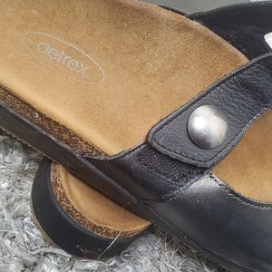 aetrex scarlett clog